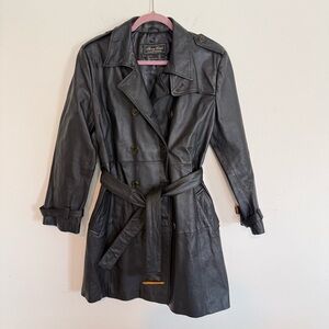Terry Lewis Black 100% Leather Trench Coat Tortoise Hardware Size Medium Belted